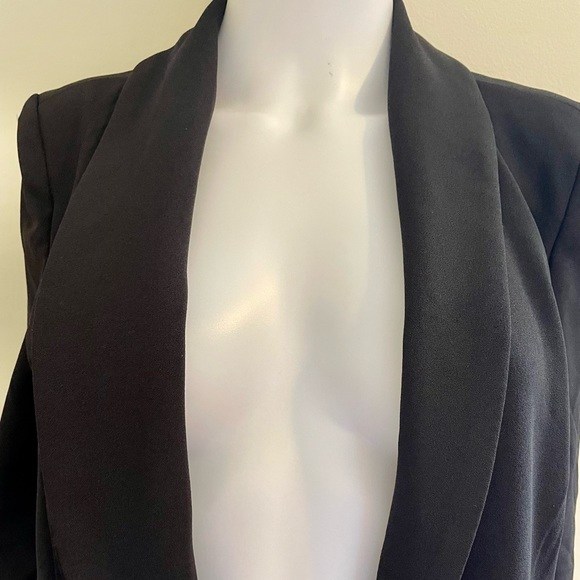 FashionNova “The Celine Blazer” Black Small Ruched Sleeves - Picture 2 of 10
